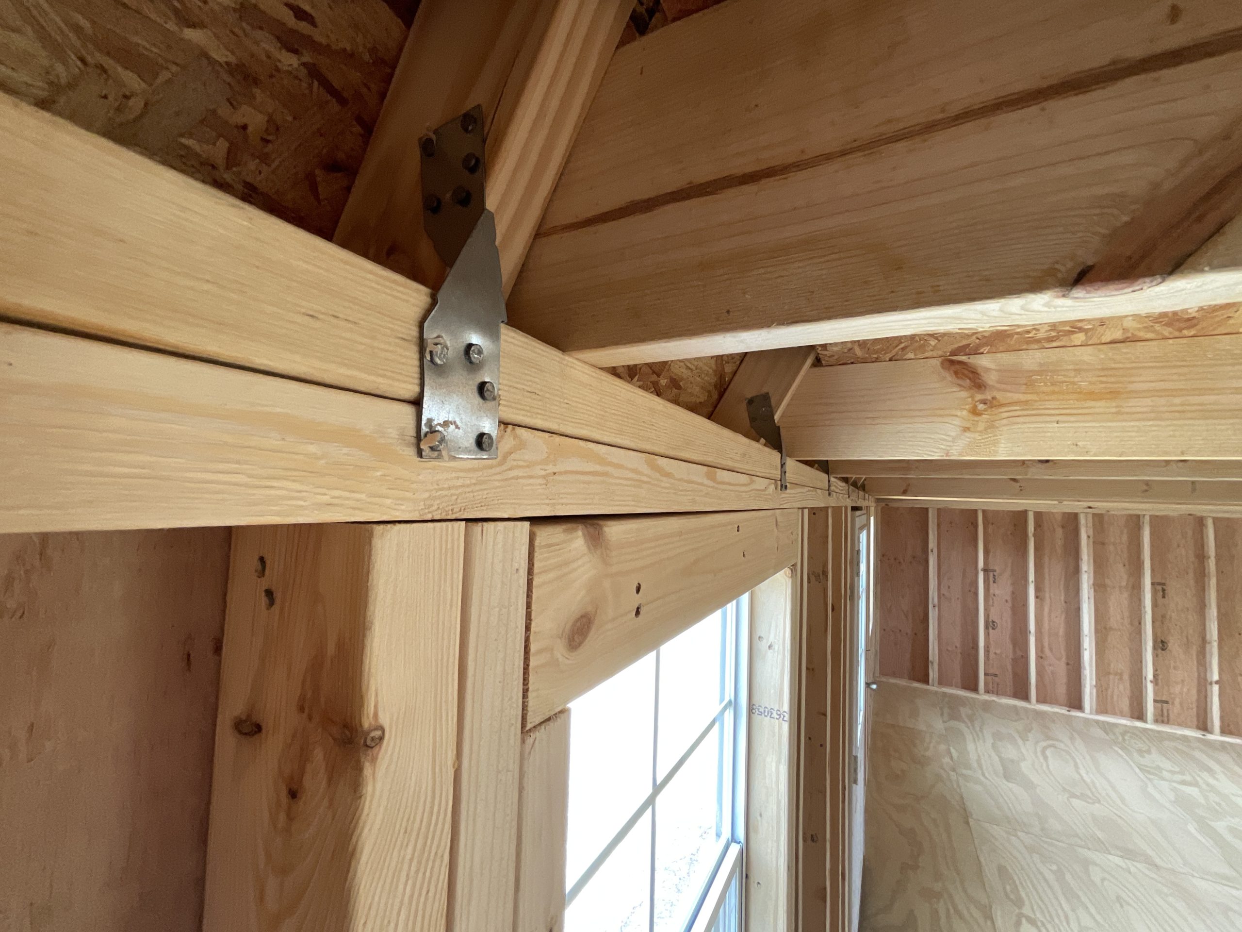Heavy duty framing with hurricane clips in portable building Hammond LA