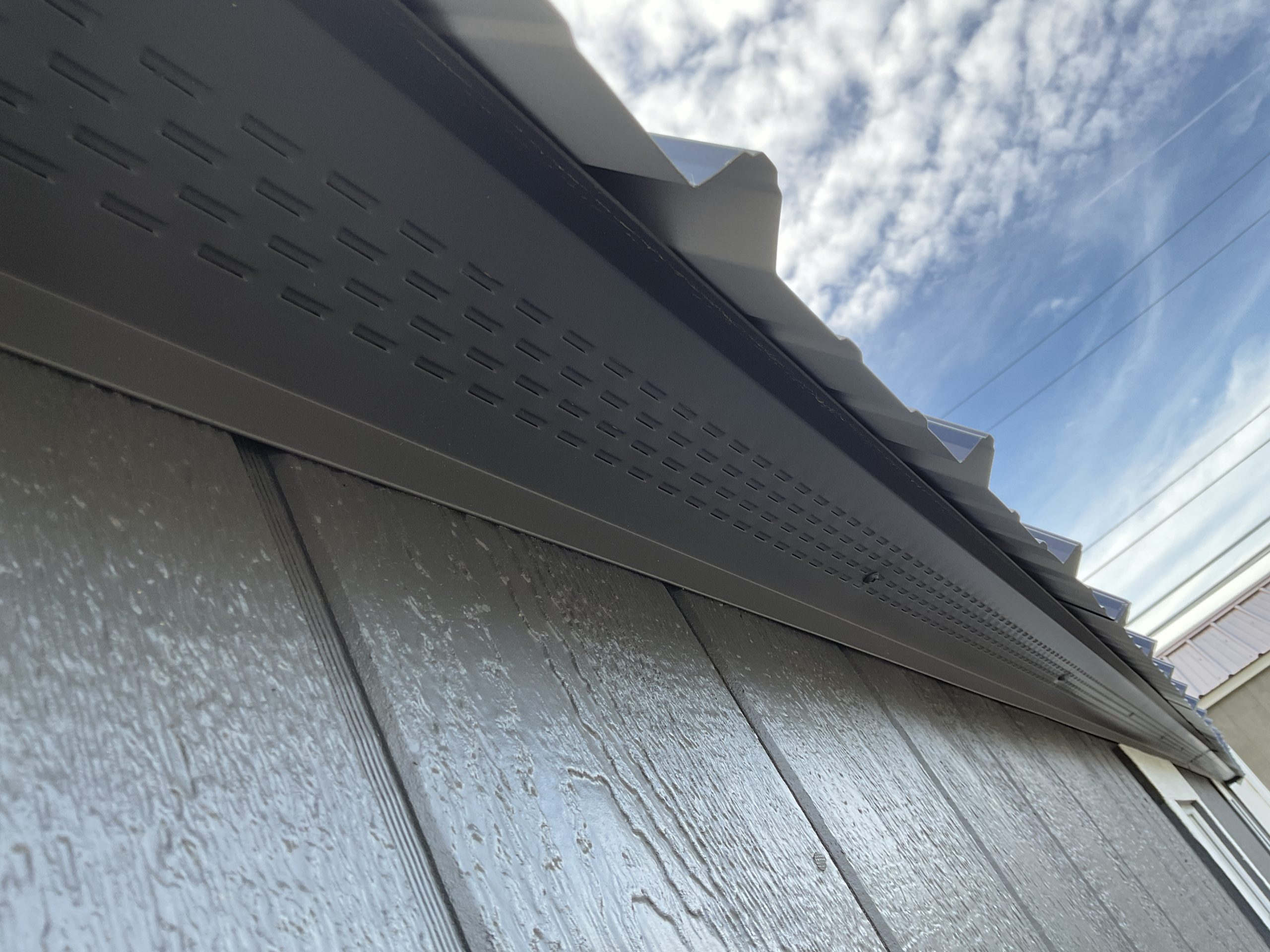 Full length soffit vents on portable building for airflow Hammond LA